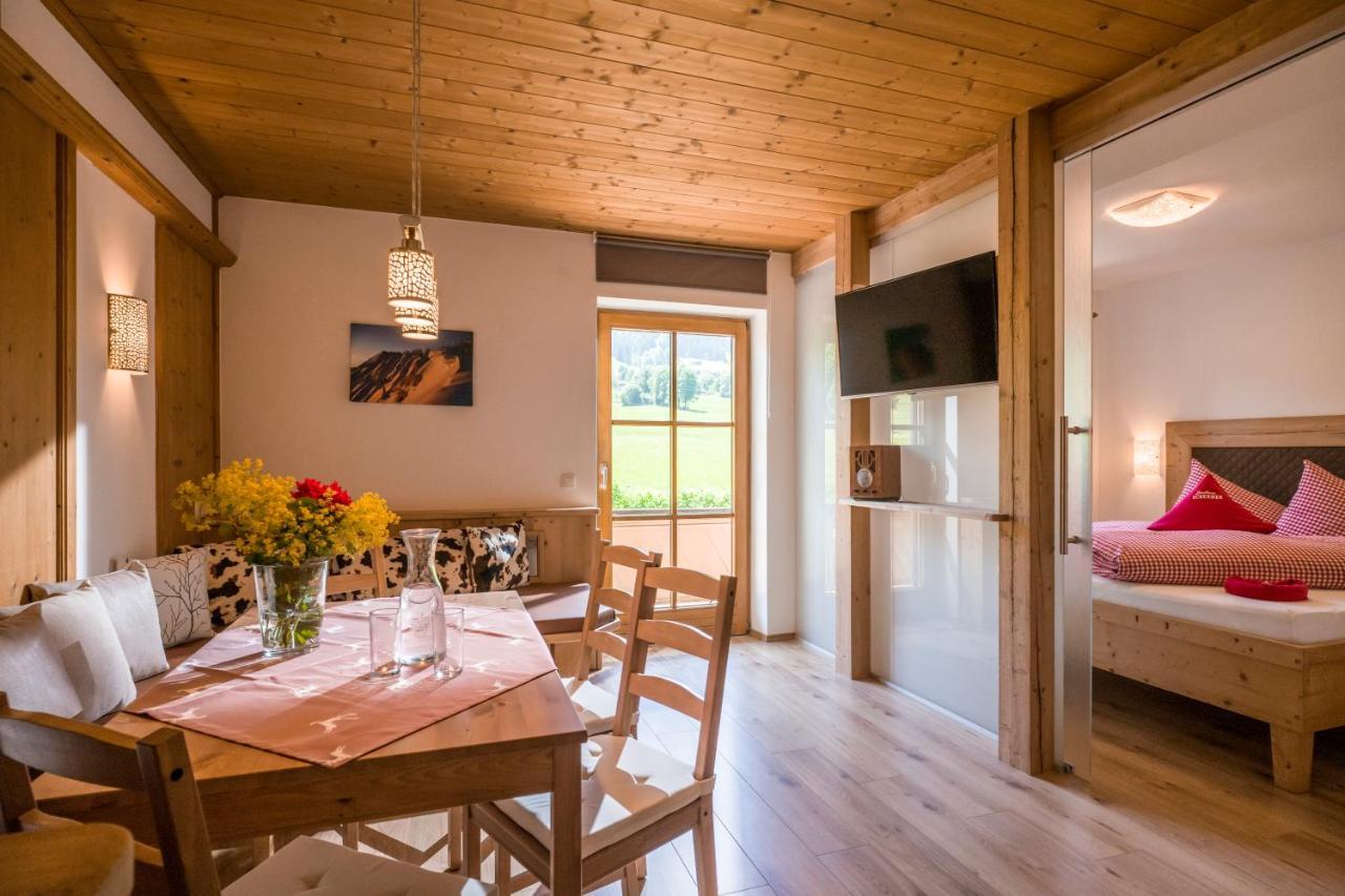 Grittlmuehle Chalet Ferienwohnungen Бриксен-им-Тале Экстерьер фото