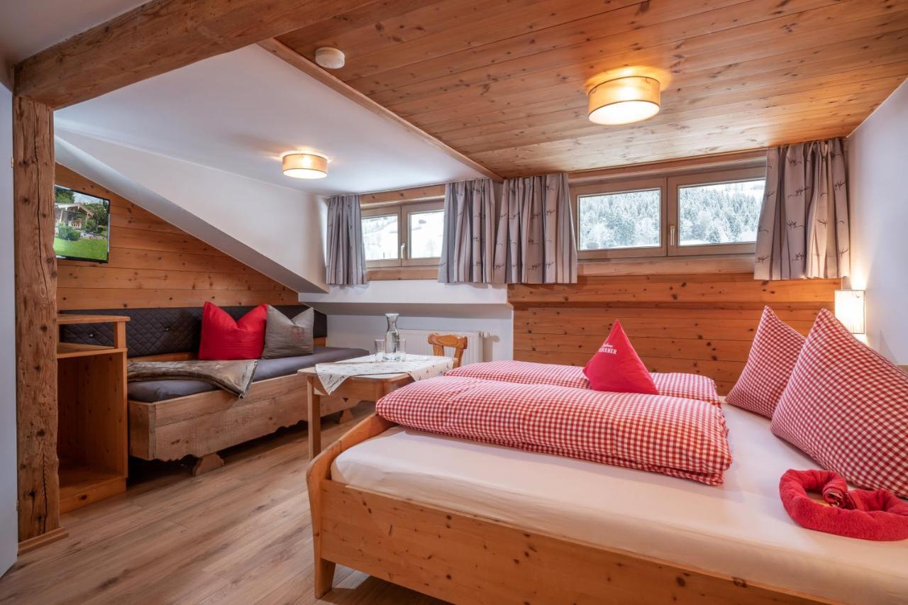 Grittlmuehle Chalet Ferienwohnungen Бриксен-им-Тале Экстерьер фото