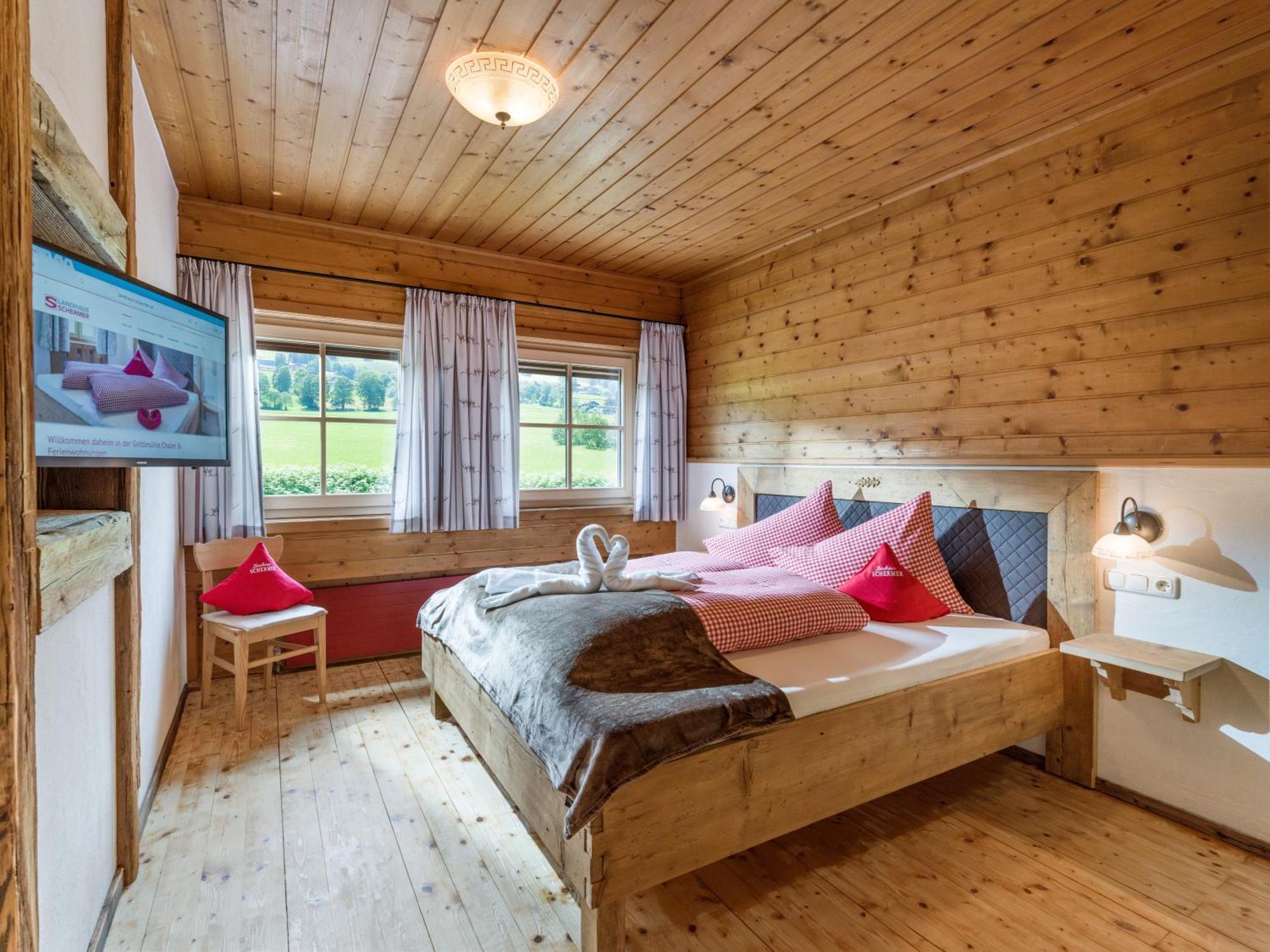 Grittlmuehle Chalet Ferienwohnungen Бриксен-им-Тале Экстерьер фото