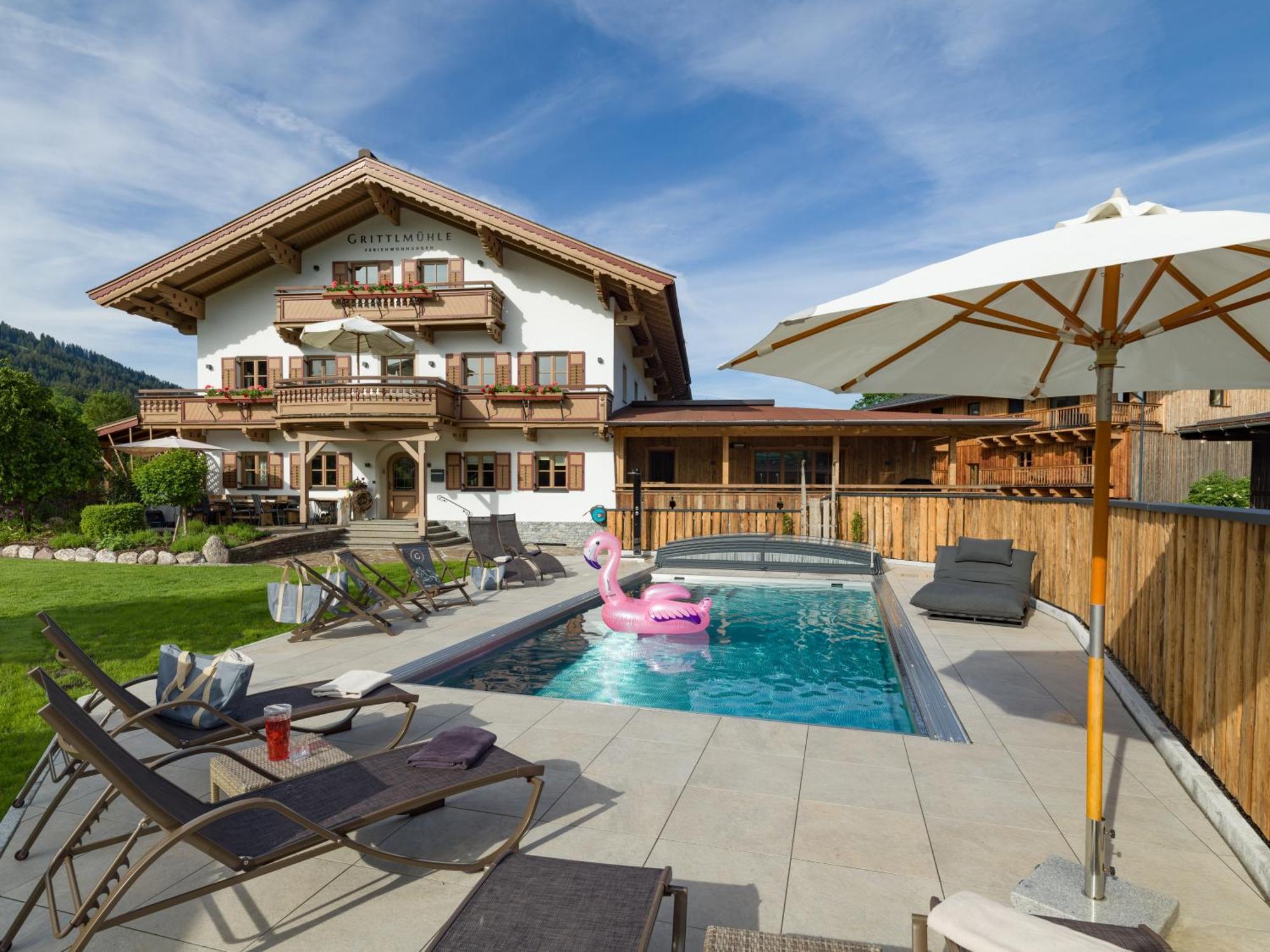 Grittlmuehle Chalet Ferienwohnungen Бриксен-им-Тале Экстерьер фото